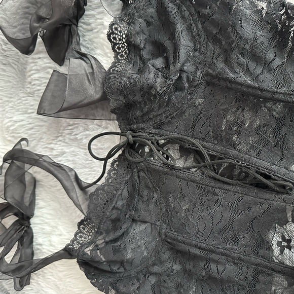 Black Lace Corset Top with Tie Straps. Coquette Victorian Rococo - Picture 3 of 5